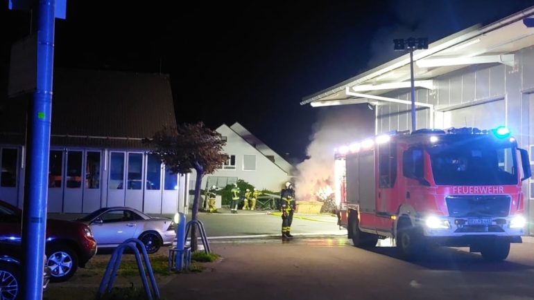 Brand unbekanntes Gebäude
